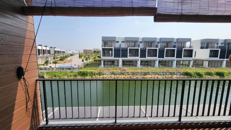 Rumah Teres 3-Tingkat untuk Disewa di Masai (Johor) - Florence Hong - Balcony - PropertyGuru.com.my
