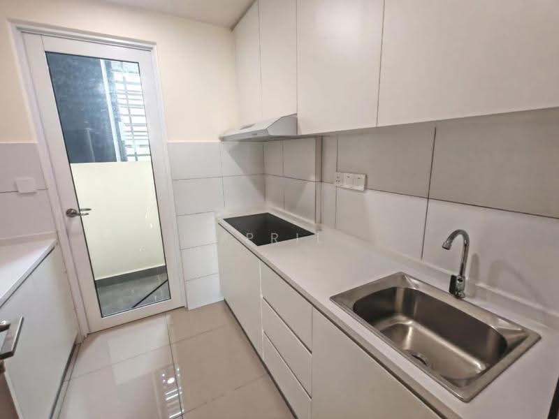 Kediaman Servis untuk Disewa di Vista Tiara (MBW Bay) - April Chin - Kitchen - PropertyGuru.com.my