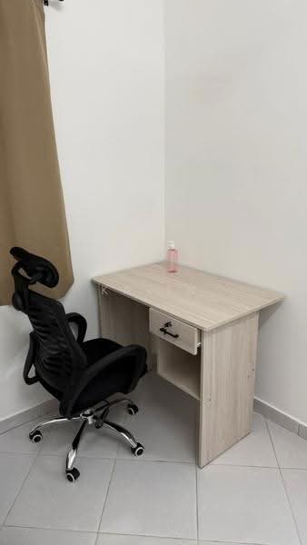 Kediaman Servis untuk Disewa di Residensi Emas - Kazen Liew - Study - PropertyGuru.com.my