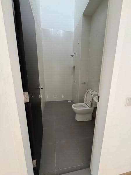 Cluster House for Sale in Eco Botanic (Iskandar Puteri (Nusajaya)) - Venice Tang - Bathroom - PropertyGuru.com.my