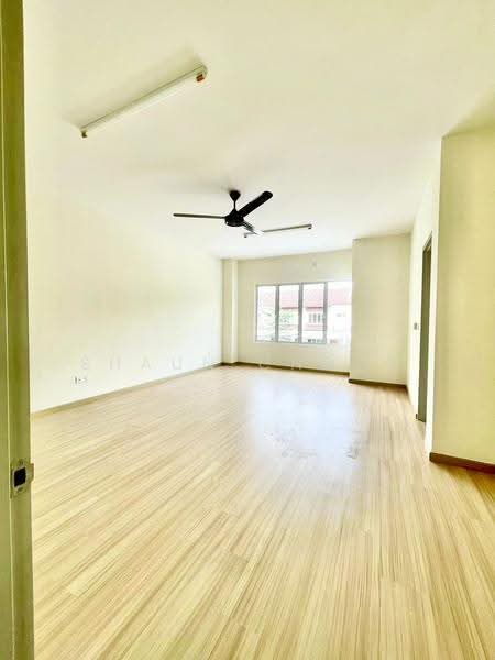 2-storey Terraced House for Rent in Semenyih (Selangor) - Shaun Chong - Living Room - PropertyGuru.com.my