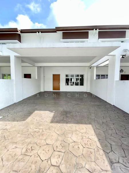 2-storey Terraced House for Rent in Semenyih (Selangor) - Shaun Chong - Exterior - PropertyGuru.com.my