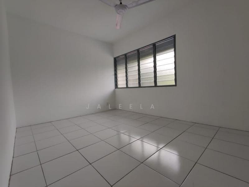 Rumah Flat untuk Disewa di Taman Sri Muda - Jaleela Banu Ahmad - Interior - PropertyGuru.com.my