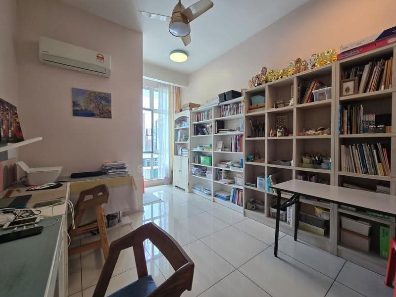 Cluster House for Sale in Taman Nusa Sentral (Iskandar Puteri (Nusajaya)) - Shirley Pang - Study - PropertyGuru.com.my