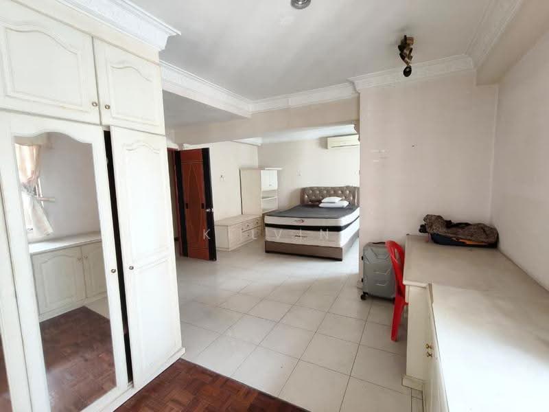 Kondominium untuk Dijual di Vista Komanwel A - Kelvin Ng - Bedroom - PropertyGuru.com.my