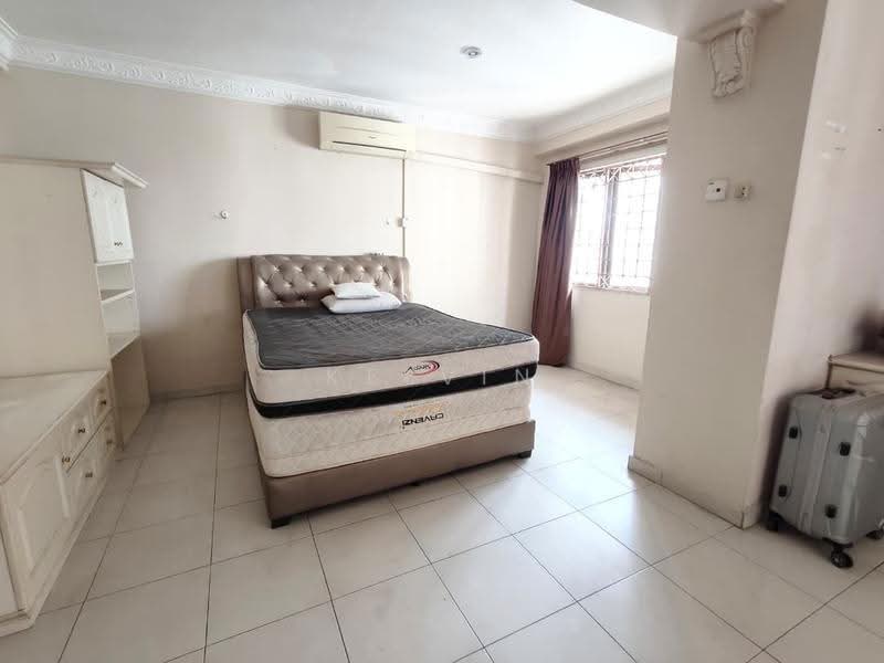 Kondominium untuk Dijual di Vista Komanwel A - Kelvin Ng - Bedroom - PropertyGuru.com.my