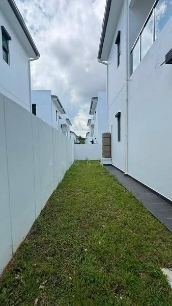 Semi-Detached House for Sale in Taman Impian Emas (Skudai) - Andrew Teo - Exterior - PropertyGuru.com.my