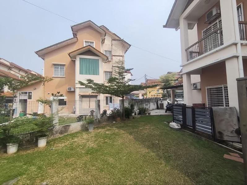 Rumah Teres 2.5-Tingkat untuk Dijual di Ukay Perdana (Ulu Kelang) - Thoriq Suparman - Exterior - PropertyGuru.com.my