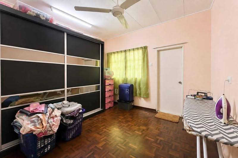 2-storey Terraced House for Sale in Bandar Bukit Mahkota (Bangi) - Azli Ibrahim - Bedroom - PropertyGuru.com.my