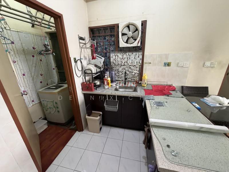 Apartment for Rent at Vista Impiana - Dennix Chin - Kitchen - PropertyGuru.com.my