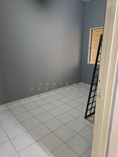 Rumah Teres 2-Tingkat untuk Dijual di Taman Semenyih Mewah (Semenyih) - Sariza Hartanah - Interior - PropertyGuru.com.my