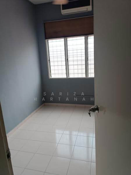 Rumah Teres 2-Tingkat untuk Dijual di Taman Semenyih Mewah (Semenyih) - Sariza Hartanah - Interior - PropertyGuru.com.my