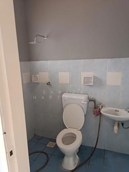 Rumah Teres 2-Tingkat untuk Dijual di Taman Semenyih Mewah (Semenyih) - Sariza Hartanah - Bathroom - PropertyGuru.com.my