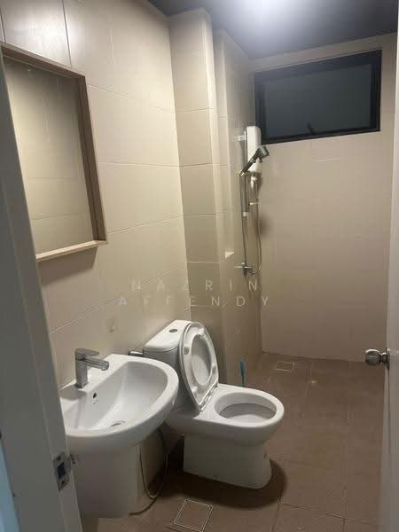 Kediaman Servis untuk Disewa di i-SOHO @ i-City - Nazrin Affendy - Bathroom - PropertyGuru.com.my