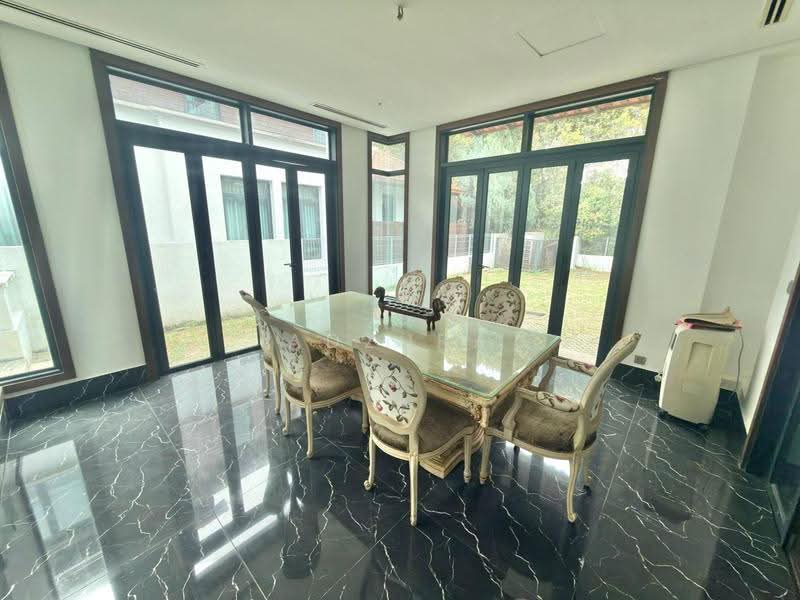 Bungalow House for Sale in Bukit Jelutong (Shah Alam) - Adzura Zamedin - Dining Room - PropertyGuru.com.my