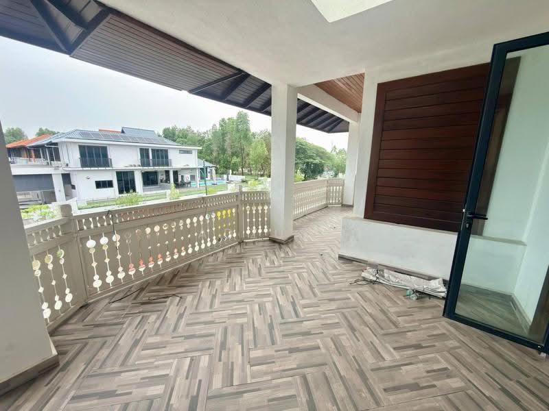 Bungalow House for Sale in Bukit Jelutong (Shah Alam) - Adzura Zamedin - Balcony - PropertyGuru.com.my