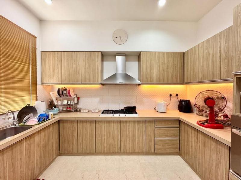 Bungalow House untuk Dijual di Minden Heights (Gelugor) - Ping Koay - Kitchen - PropertyGuru.com.my