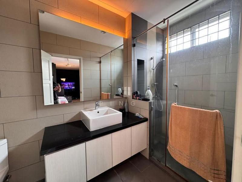Bungalow House untuk Dijual di Minden Heights (Gelugor) - Ping Koay - Bathroom - PropertyGuru.com.my