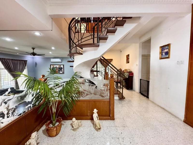 Bungalow House untuk Dijual di Minden Heights (Gelugor) - Ping Koay - Living Room - PropertyGuru.com.my