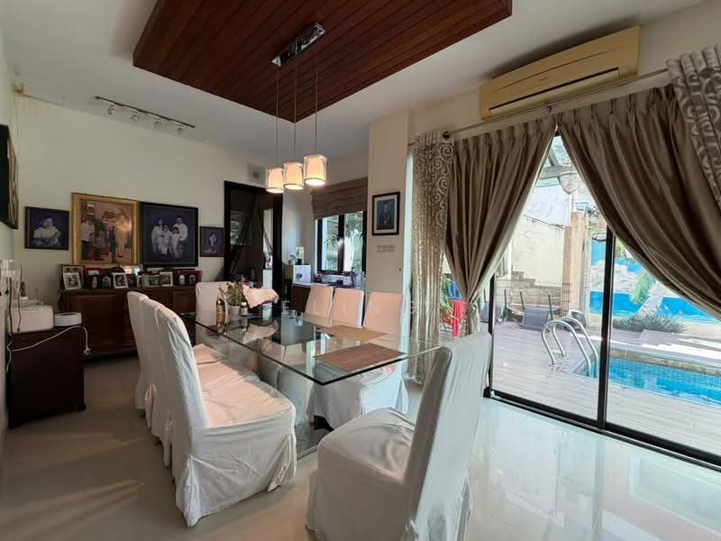 Rumah Berkembar untuk Dijual di KL City Centre (Kuala Lumpur) - Eling Loo - Dining Room - PropertyGuru.com.my