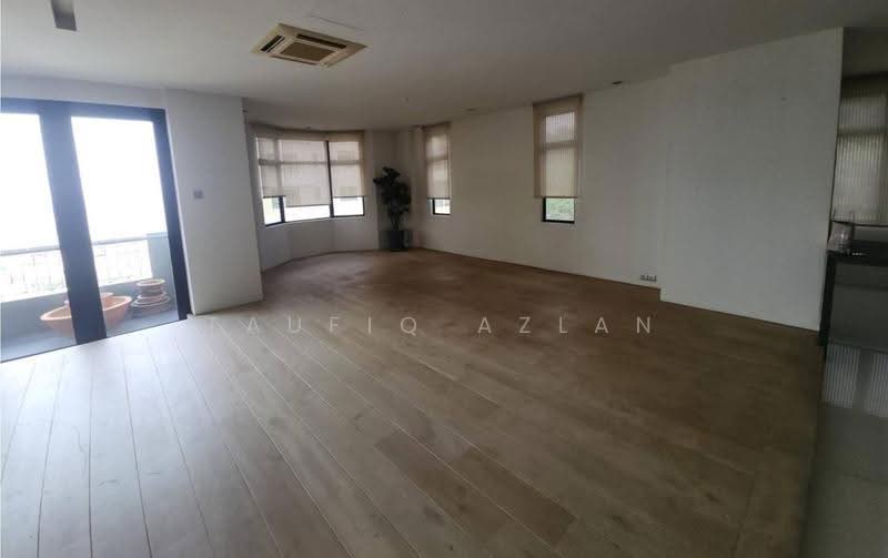 Kondominium untuk Dijual di Maxwell Towers - Taufiq Azlan - Living Room - PropertyGuru.com.my