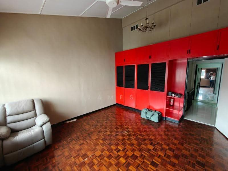 Rumah Teres 2-Tingkat untuk Dijual di Taman Melawati (Ulu Kelang) - James Tan - Living Room - PropertyGuru.com.my