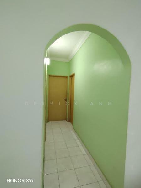 Pangsapuri untuk Disewa di Pangsapuri Flora II - Derrick Ang - Corridor - PropertyGuru.com.my