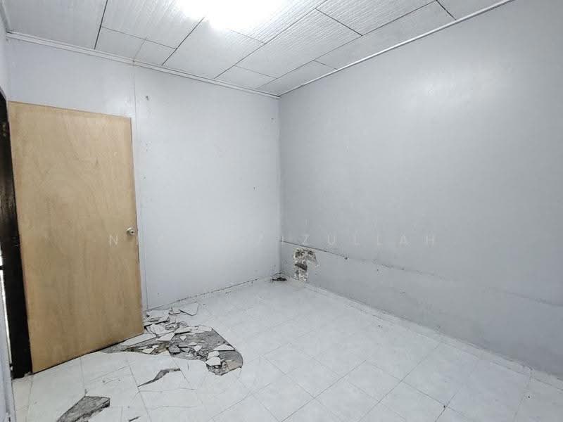 Rumah Teres 1-Tingkat untuk Dijual di Taman Subang Baru (Sungai Buloh) - Nik Hazizullah - PropertyGuru.com.my