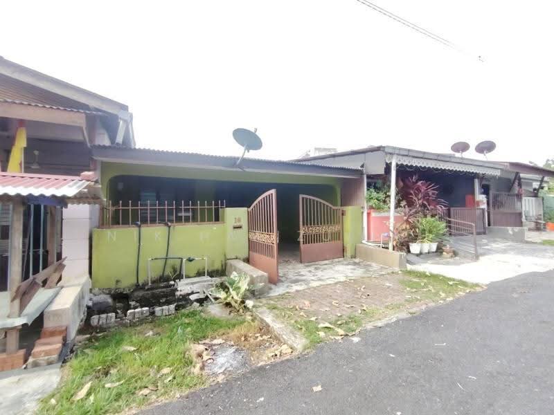 Rumah Teres 1-Tingkat untuk Dijual di Taman Subang Baru (Sungai Buloh) - Nik Hazizullah - PropertyGuru.com.my