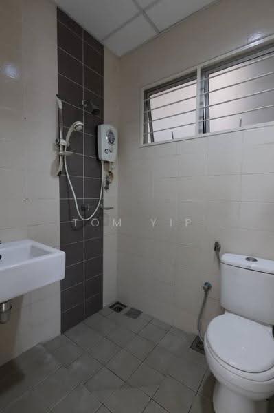 Service Residence for Sale at I Residence - Tom Yip - Bathroom - PropertyGuru.com.my