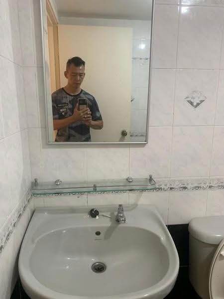 Townhouse for Sale in KL City Centre (Kuala Lumpur) - Christopher Lim - Bathroom - PropertyGuru.com.my