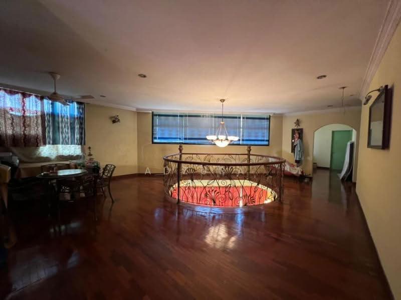 Bungalow House for Sale in Saujana Akasia (Sungai Buloh) - Adzura Zamedin - Living Room - PropertyGuru.com.my