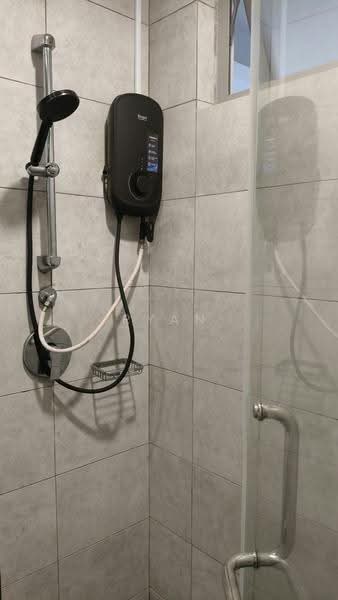 Kediaman Servis untuk Disewa di Cascades Residency - Ryan Soo - Bathroom - PropertyGuru.com.my