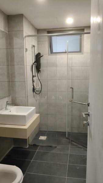 Kediaman Servis untuk Disewa di Cascades Residency - Ryan Soo - Bathroom - PropertyGuru.com.my