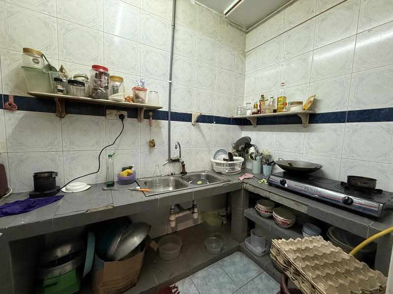 Condominium for Sale at Heritage - James Tan - Kitchen - PropertyGuru.com.my