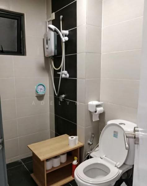 Kediaman Servis untuk Dijual di Amaya Maluri - Adelyn Lee - Bathroom - PropertyGuru.com.my