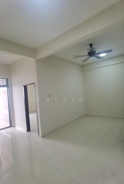 Kediaman Servis untuk Dijual di Sun City (Plaza Mentari) - Calvin Lee - Living Room - PropertyGuru.com.my