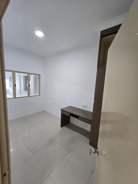 Kondominium untuk Dijual di East Lake Residence - Raymond Siew - Study - PropertyGuru.com.my