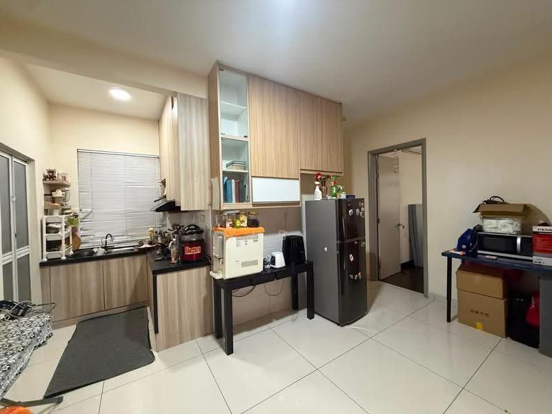 Kondominium untuk Dijual di Saville @ The Park - Yubi Leong - Kitchen - PropertyGuru.com.my