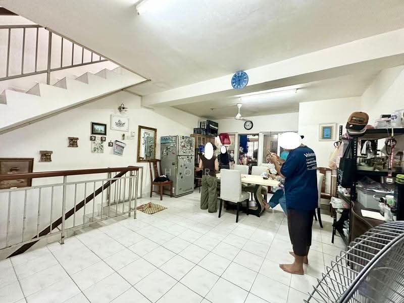 3-storey Terraced House for Sale in Taman Selayang Mulia (Selayang) - Thoriq Suparman - Interior - PropertyGuru.com.my