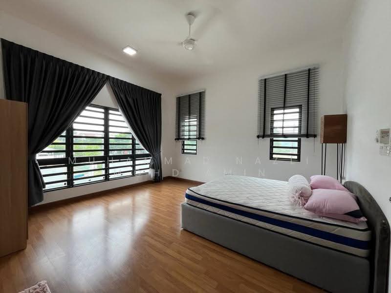 2-storey Terraced House for Rent in Sungai Merab (Dengkil) - Muhammad Nazli Mohd Amin - Bedroom - PropertyGuru.com.my