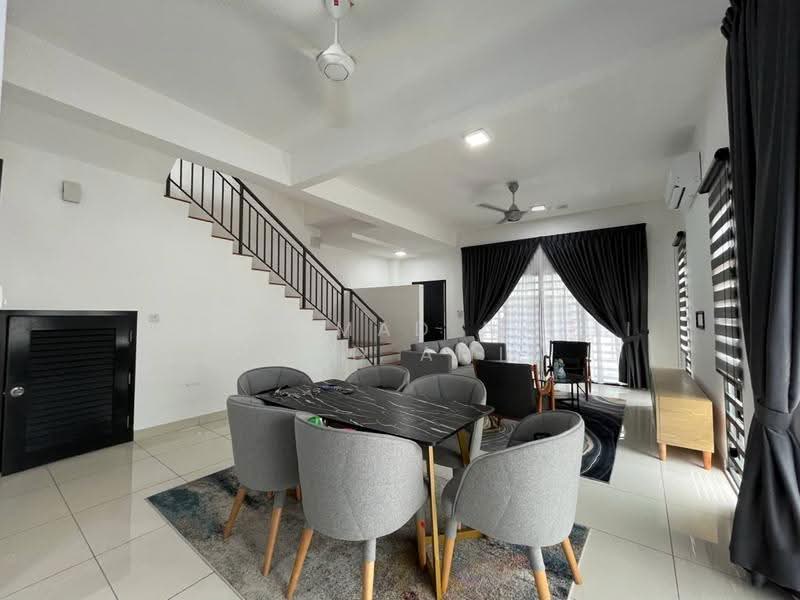 2-storey Terraced House for Rent in Sungai Merab (Dengkil) - Muhammad Nazli Mohd Amin - Living Room - PropertyGuru.com.my
