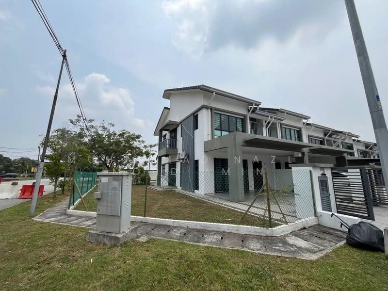 2-storey Terraced House for Rent in Sungai Merab (Dengkil) - Muhammad Nazli Mohd Amin - Exterior - PropertyGuru.com.my