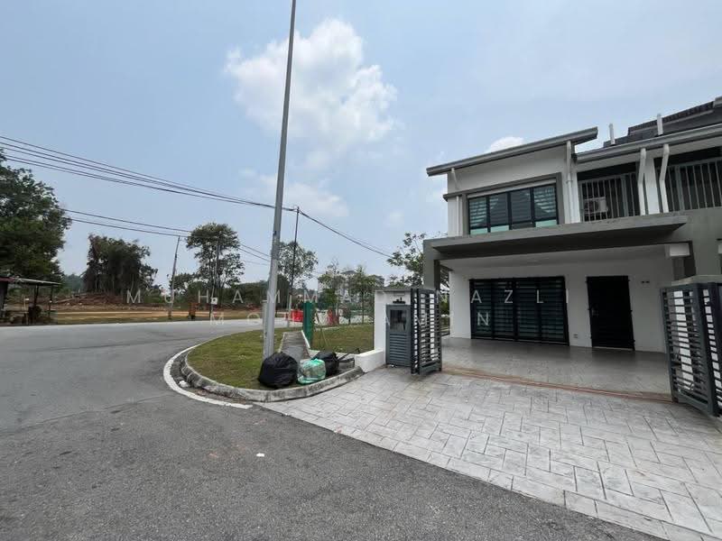 2-storey Terraced House for Rent in Sungai Merab (Dengkil) - Muhammad Nazli Mohd Amin - Exterior - PropertyGuru.com.my