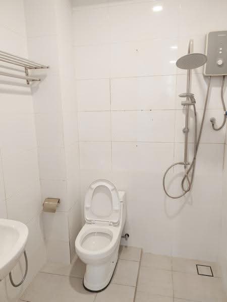 Service Residence for Rent at The Wave Residence - Nick Yaw - Bathroom - PropertyGuru.com.my