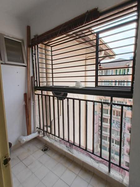 Condominium for Sale at De Rozelle - Azli Ibrahim - Balcony - PropertyGuru.com.my
