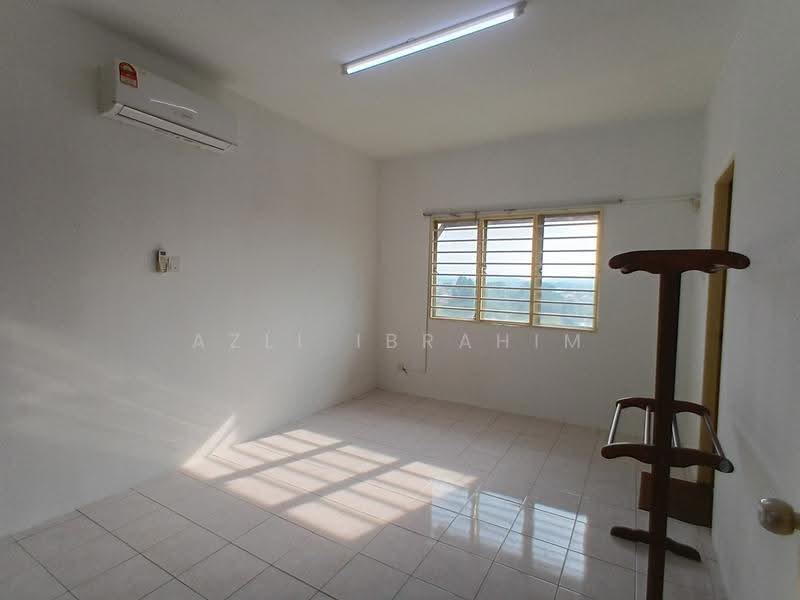Condominium for Sale at De Rozelle - Azli Ibrahim - Interior - PropertyGuru.com.my