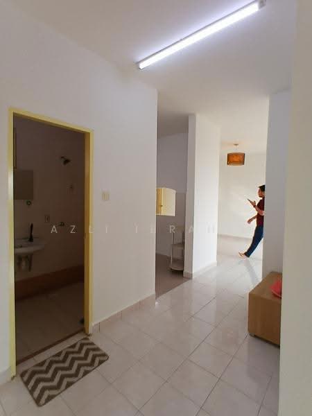 Condominium for Sale at De Rozelle - Azli Ibrahim - Interior - PropertyGuru.com.my