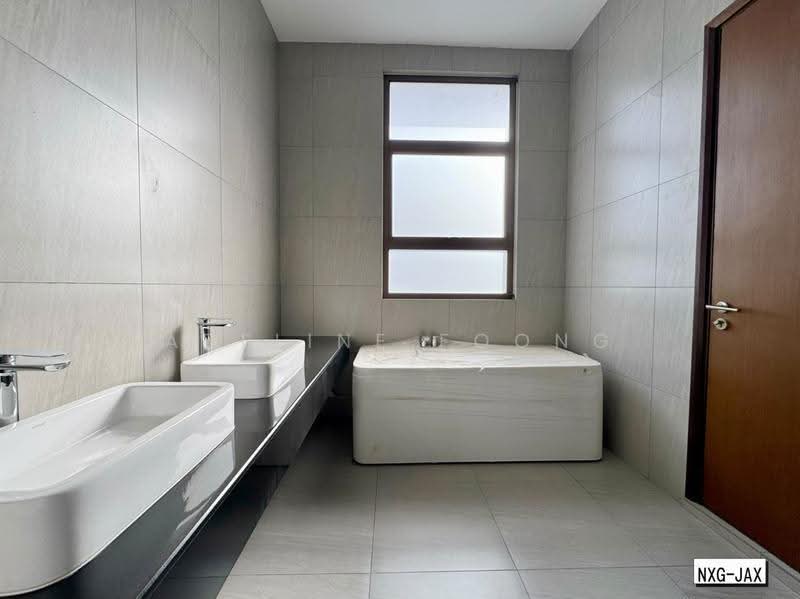 Bungalow House for Sale in Setia Alam (Selangor) - Adeline Foong - Bathroom - PropertyGuru.com.my