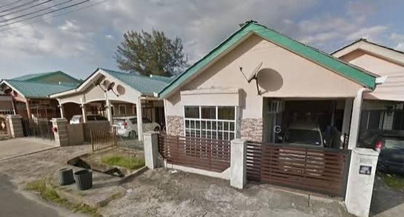 1-storey Terraced House for Sale in Penampang (Sabah) - Jason Tang - Exterior - PropertyGuru.com.my
